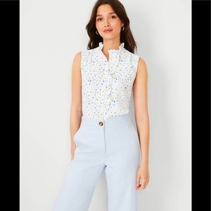 🌼 Ann Taylor | Floral Ruffle Shell | NWT